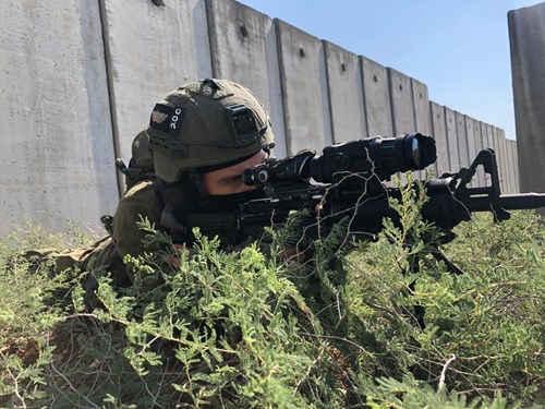 כוונת " מכבית" ששימשה את הקלע