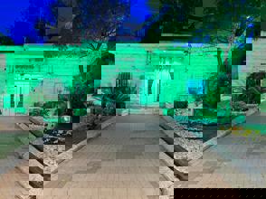 0498C28B 31C0 4002 8798 C5DE6D98A529