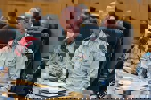 65165D89 E76d 4982 895A B872923c7553