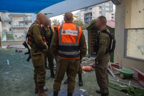 8203B149 8478 446B 8Cb5 C00aaef044ba